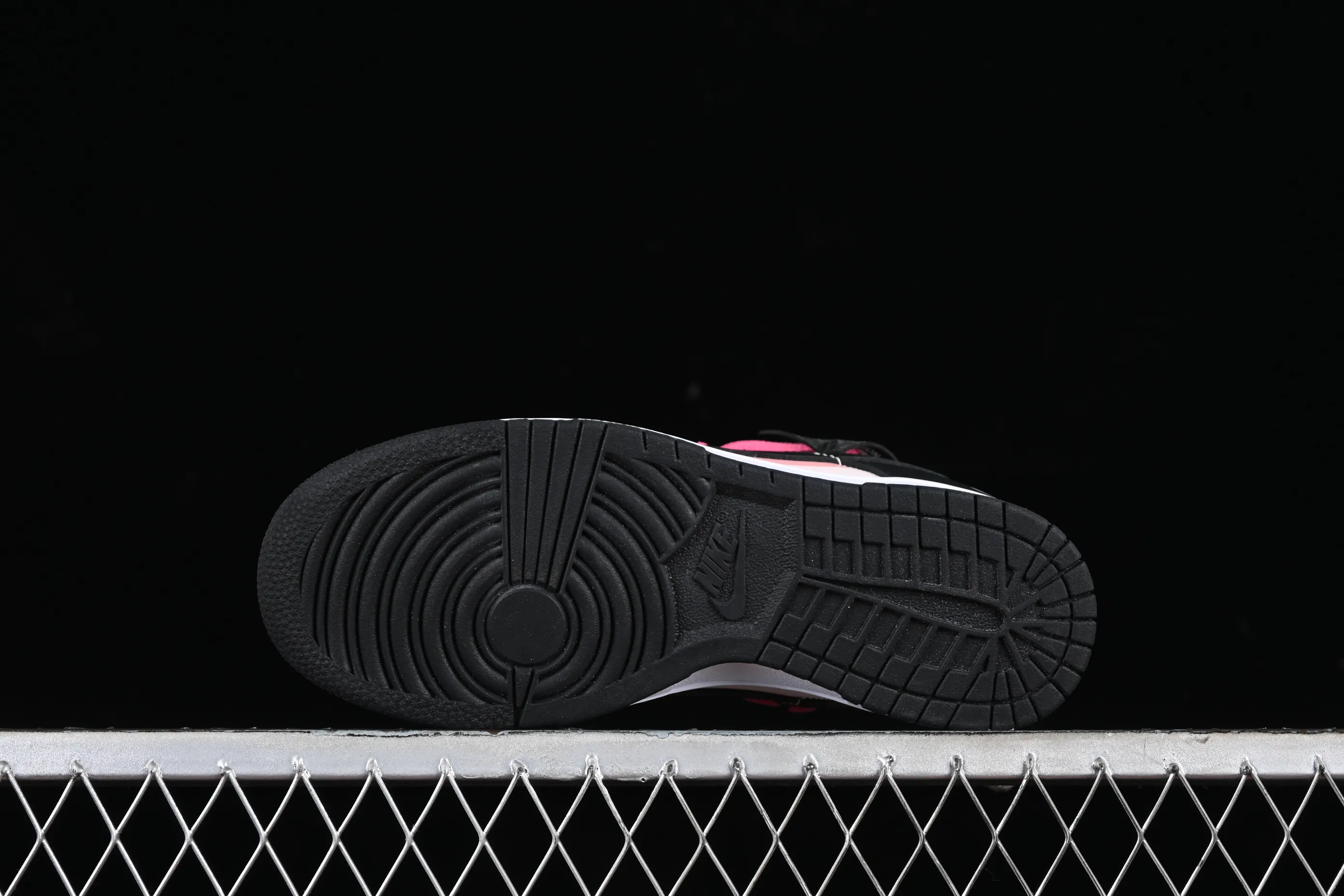 All categories Nk SB Dunk series Nk SB Dunk Low low-top sneakers Nk Dunk Low Raspberry Mousse Pink SB strap low-top casual sneakers CW1590-100